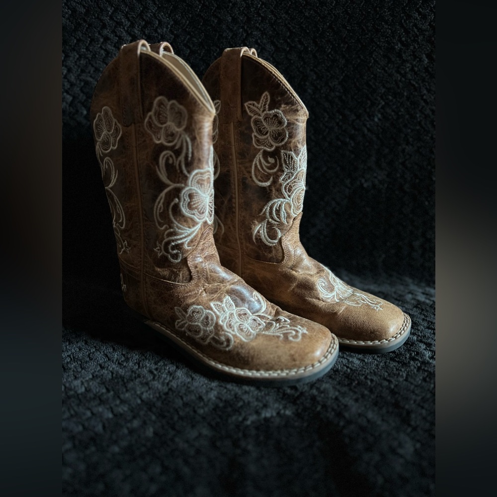 Little girls western boots